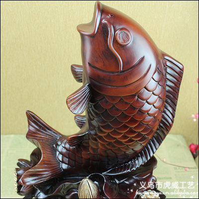 家居裝飾樹脂工藝禮品，仿木年年有魚擺件 高貴精品，開業喬遷送禮首選
